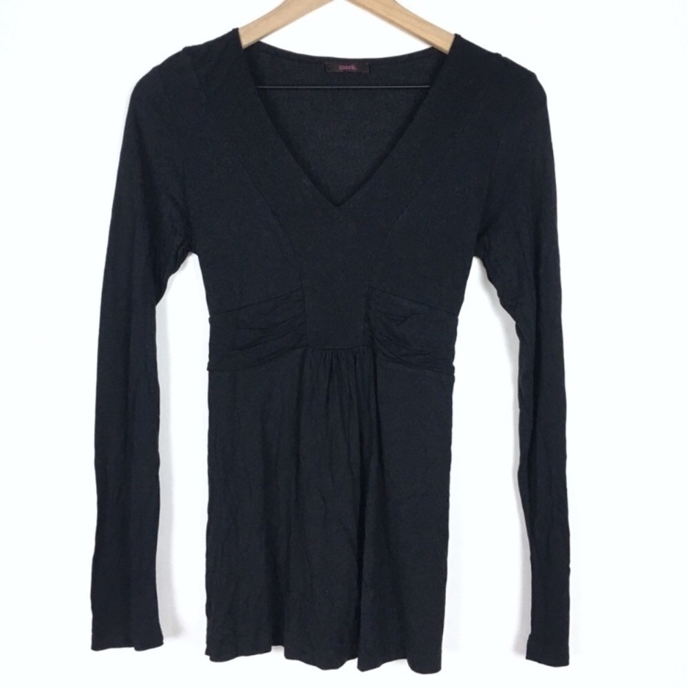 mark. Top V Neck Blouse Truly Madly Deeply Long Sleeve Solid Minimalist Medium